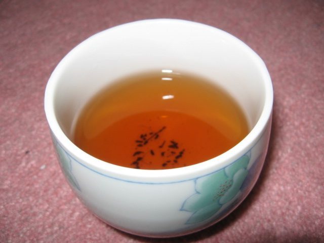 ほうじ茶を淹れる